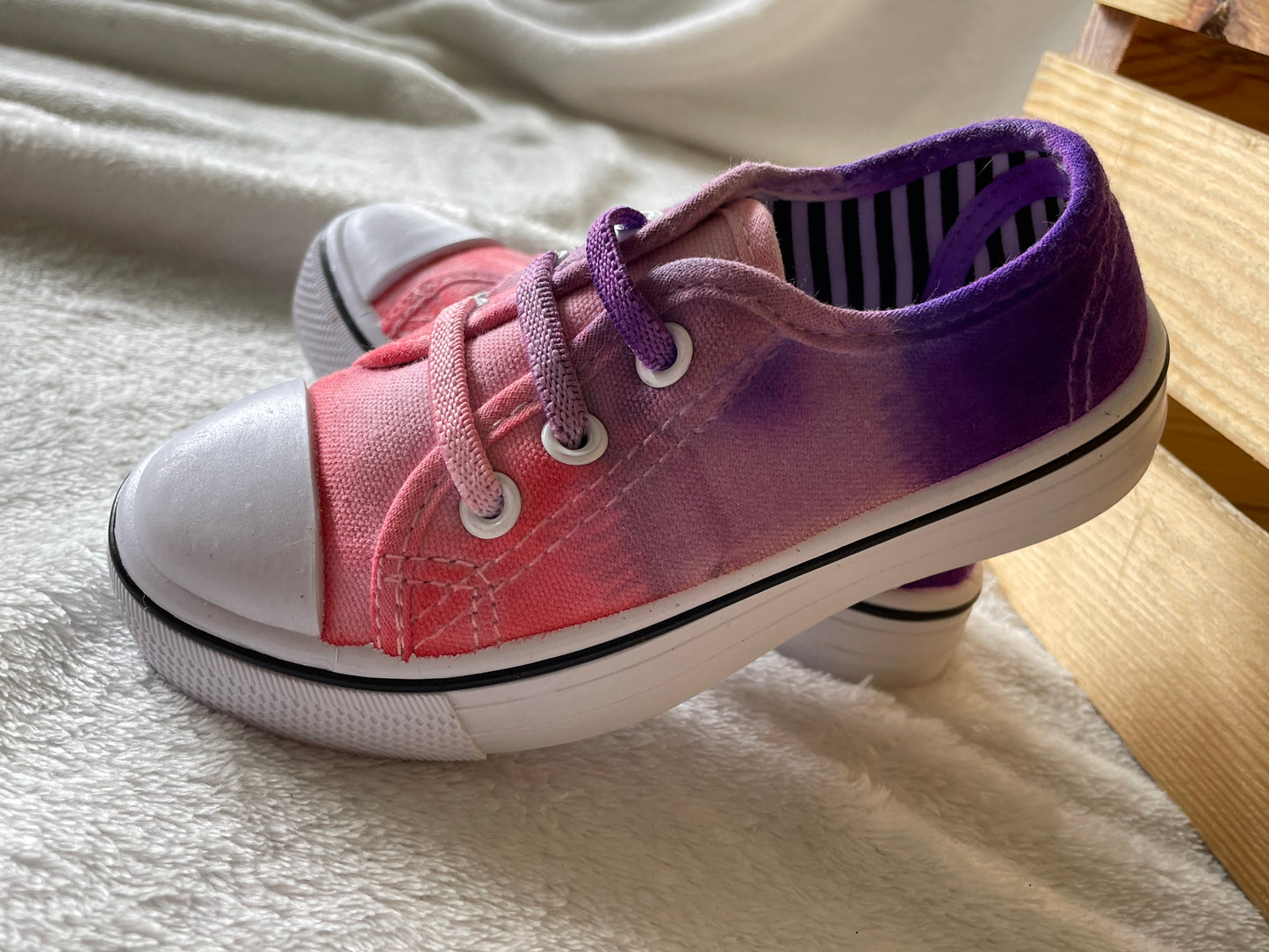 Purple to Pink Gradient Dyed Toddler Shoes